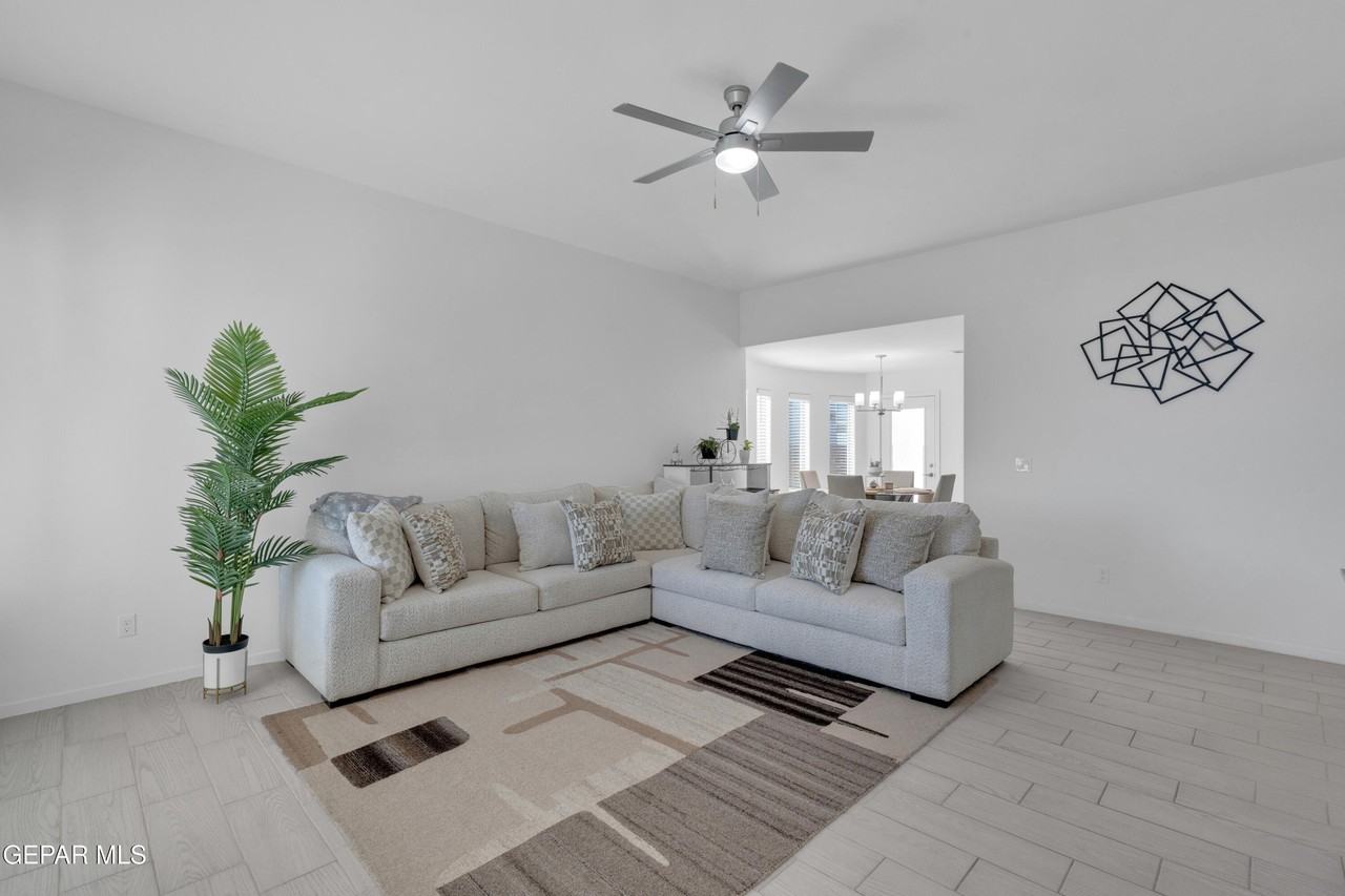 805 Paseo Tranquilo St - Photo 5 of 43