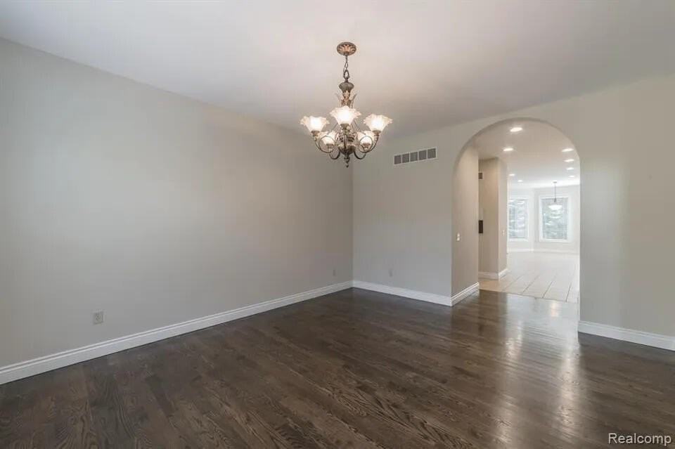 1591 Eagle Trl - Photo 6 of 50