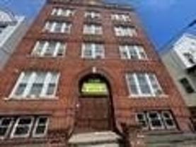 185 Garfield Ave #A3 - Photo 1 of 1