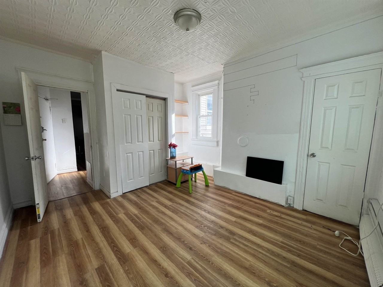 69 Clarke Ave #2L - Photo 3 of 8