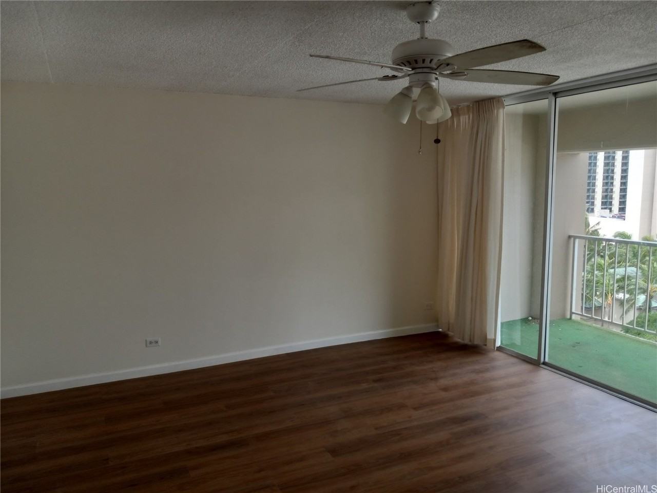 430 Keoniana St Apt 514 #514 - Photo 2 of 15