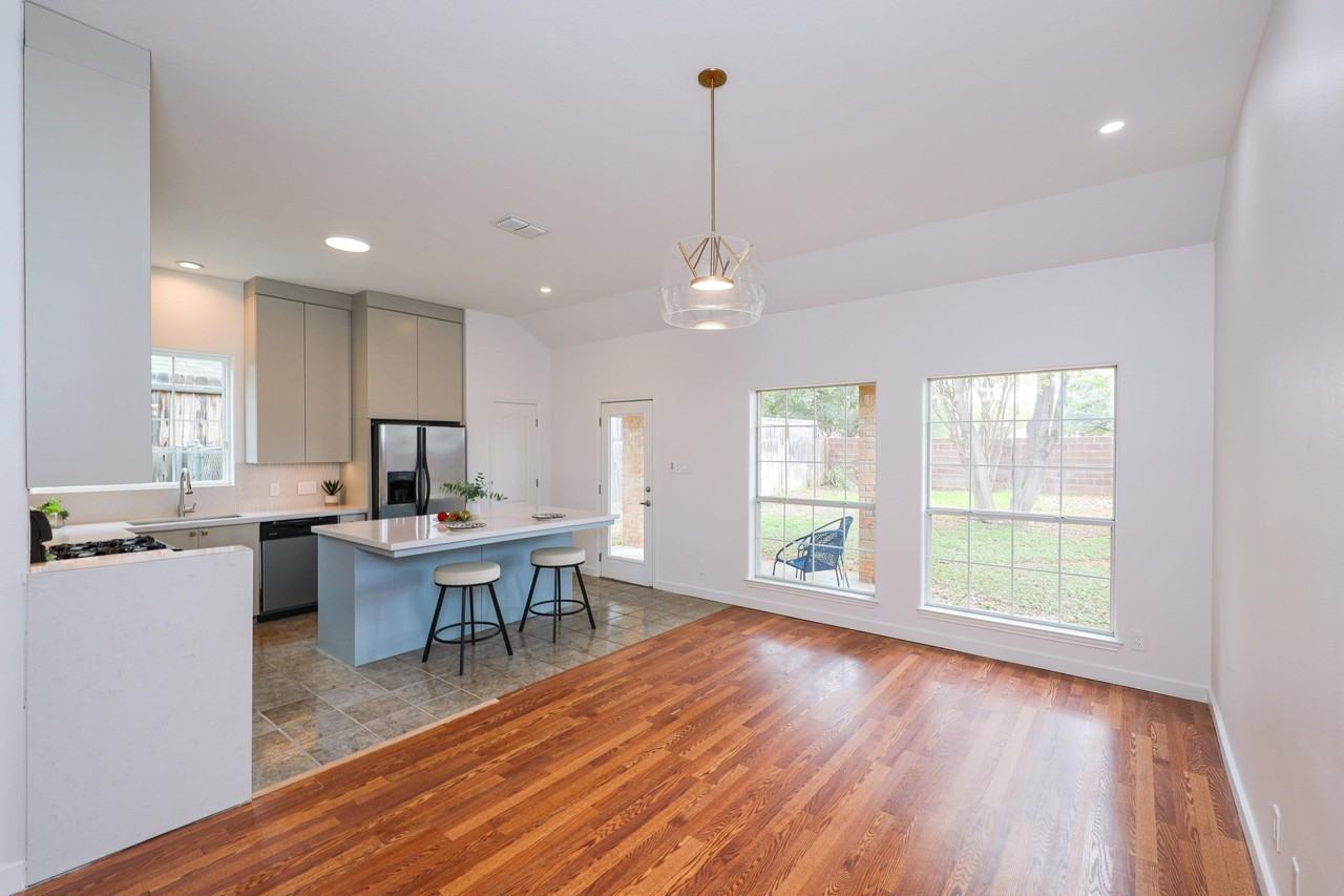 215 Oriole Ln - Photo 6 of 40