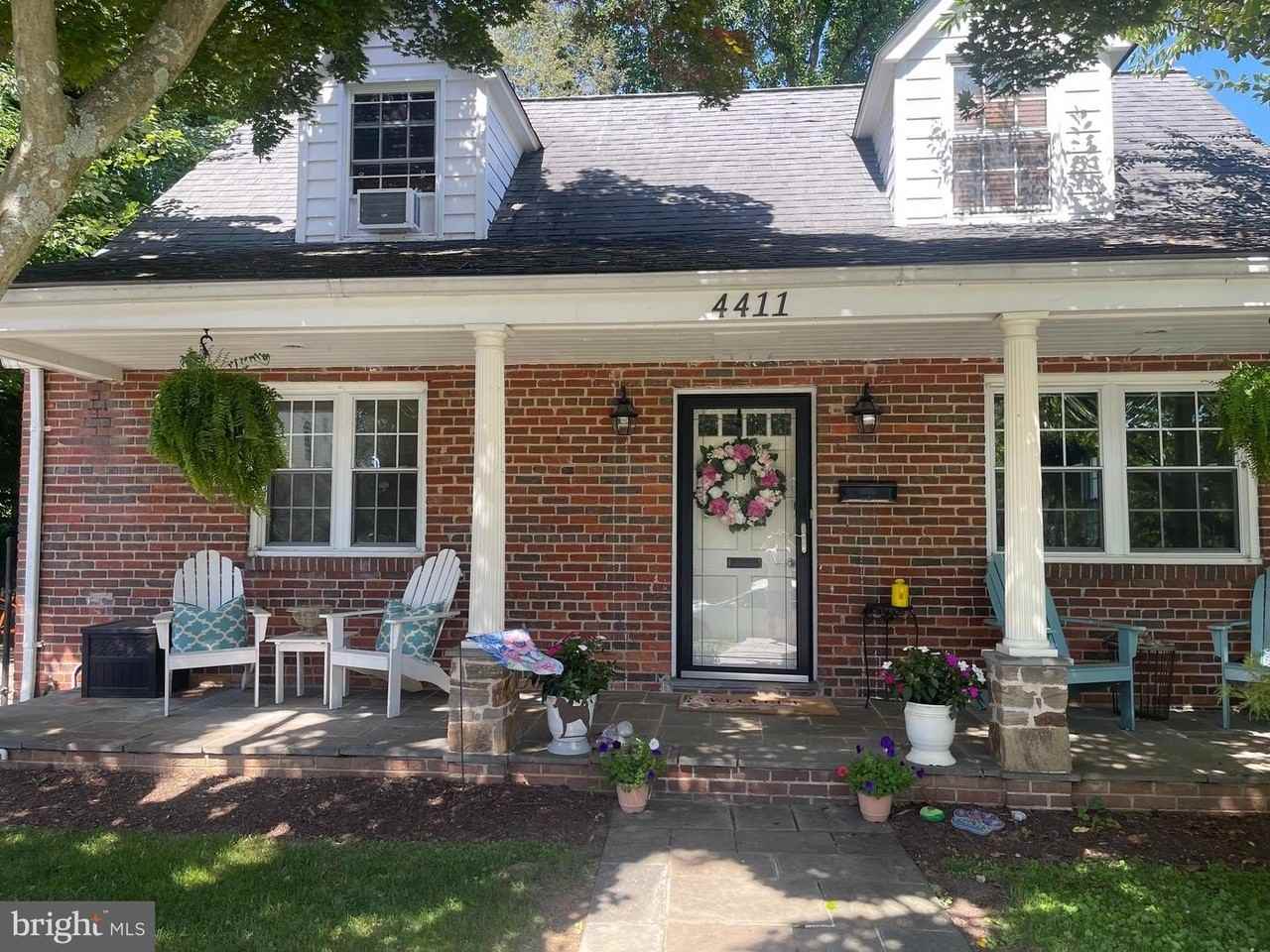 4411 Edgefield Rd - Photo 2 of 22