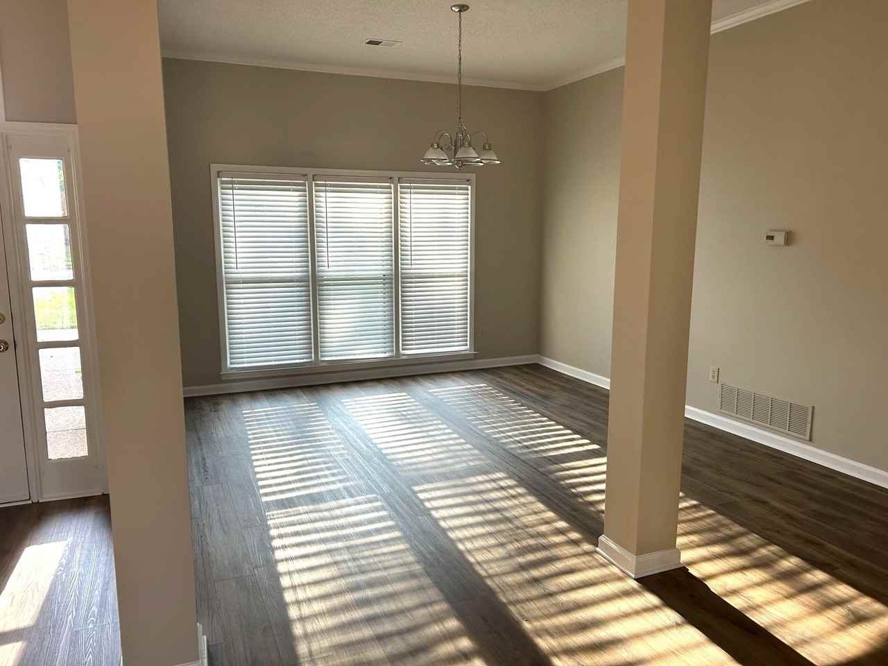 1250 Sugar Ln - Photo 3 of 12