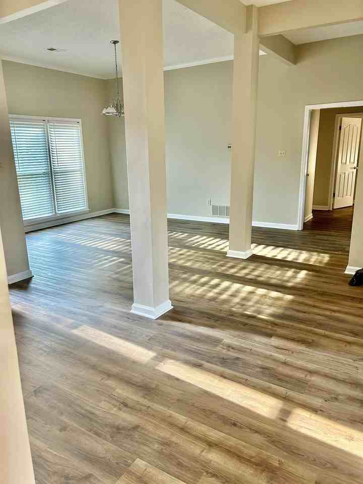 1250 Sugar Ln - Photo 4 of 12