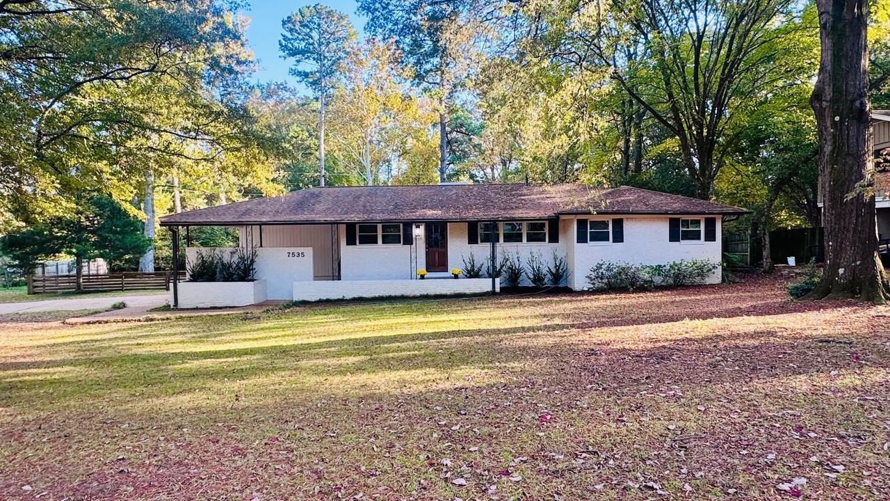 7535 Parker Cir - Photo 2 of 32