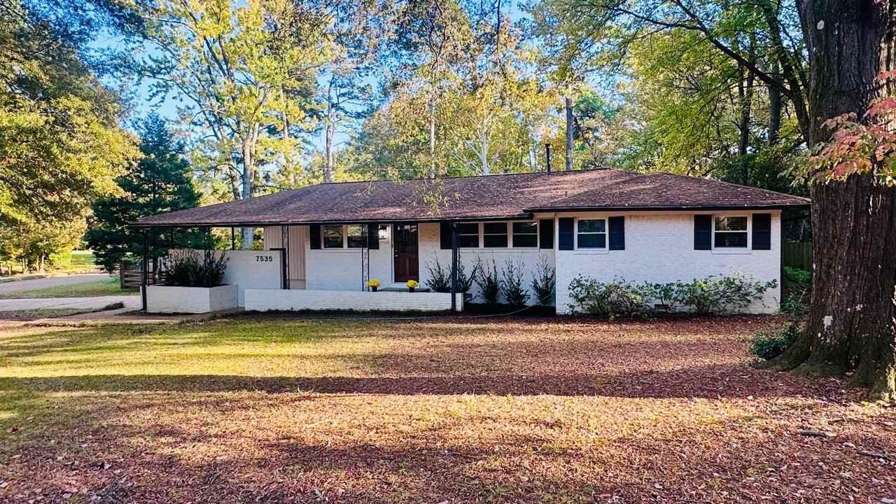 7535 Parker Cir - Photo 3 of 32