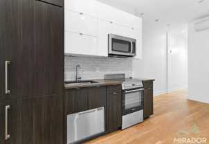 58 Saint Marks Pl - Photo 1 of 1