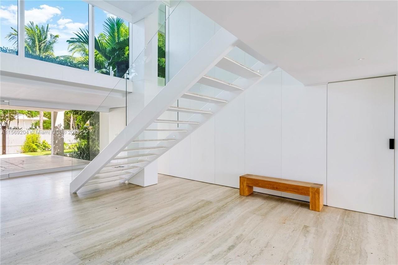 440 S Mashta Dr - Photo 4 of 50