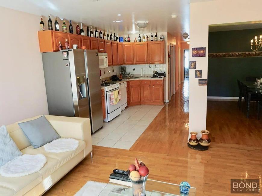 67-13 Jackson Street - Photo 3 of 6