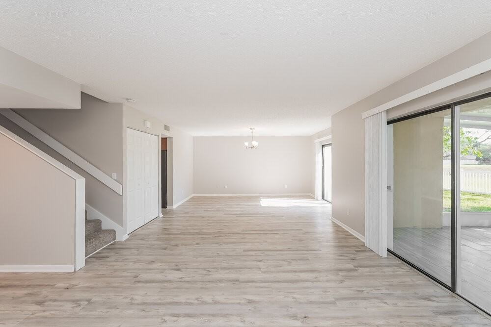 16111 Gardendale Dr - Photo 6 of 17