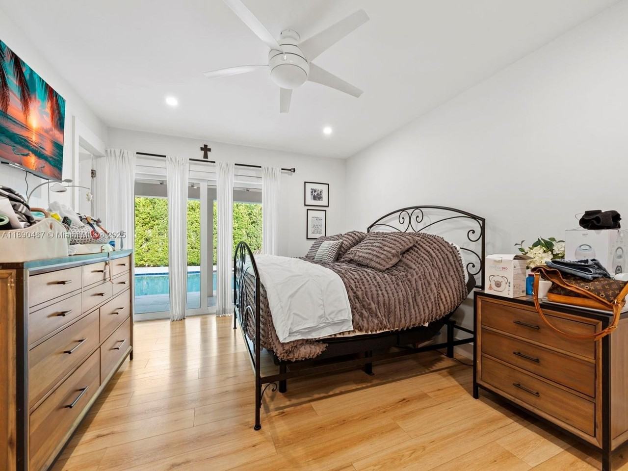 10921 Sw 116th Ave #0 - Photo 2 of 30