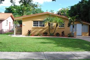 270 S Melrose Dr - Photo 1 of 1