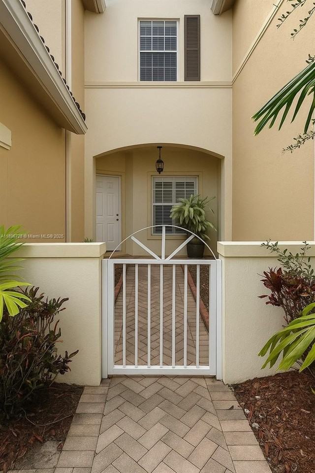 11324 Northwest 54th Terrace #0 - Photo 3 of 37