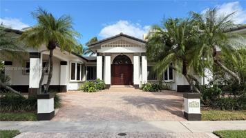 featured image of 2075 Arch Creek Dr #2075