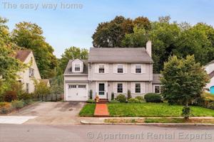 featured image of 19 Trenton St