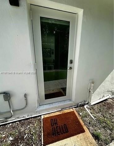 420 Nw 111th St #REAR - Photo 3 of 12