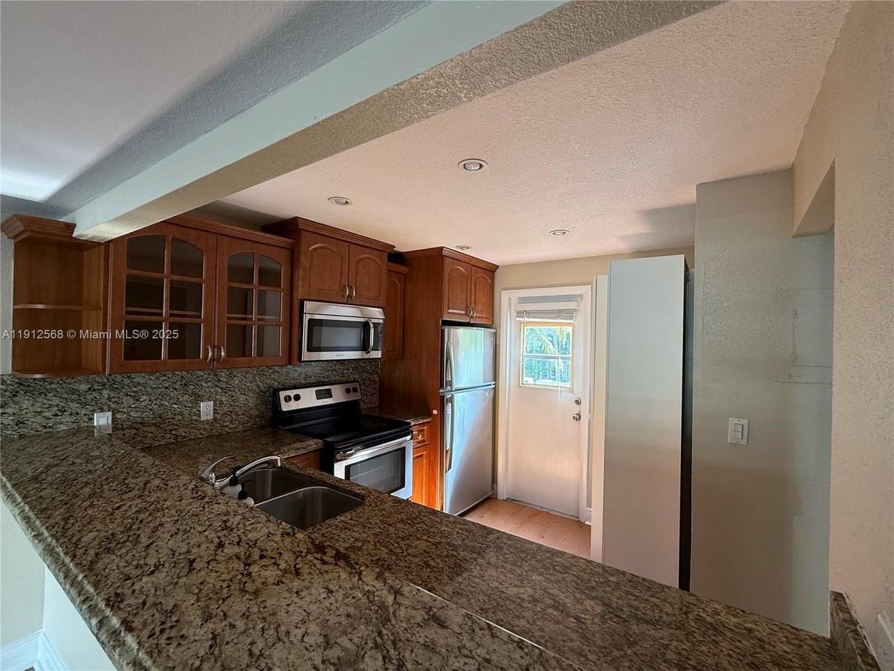 3745 Ne 171st St #40 - Photo 3 of 22