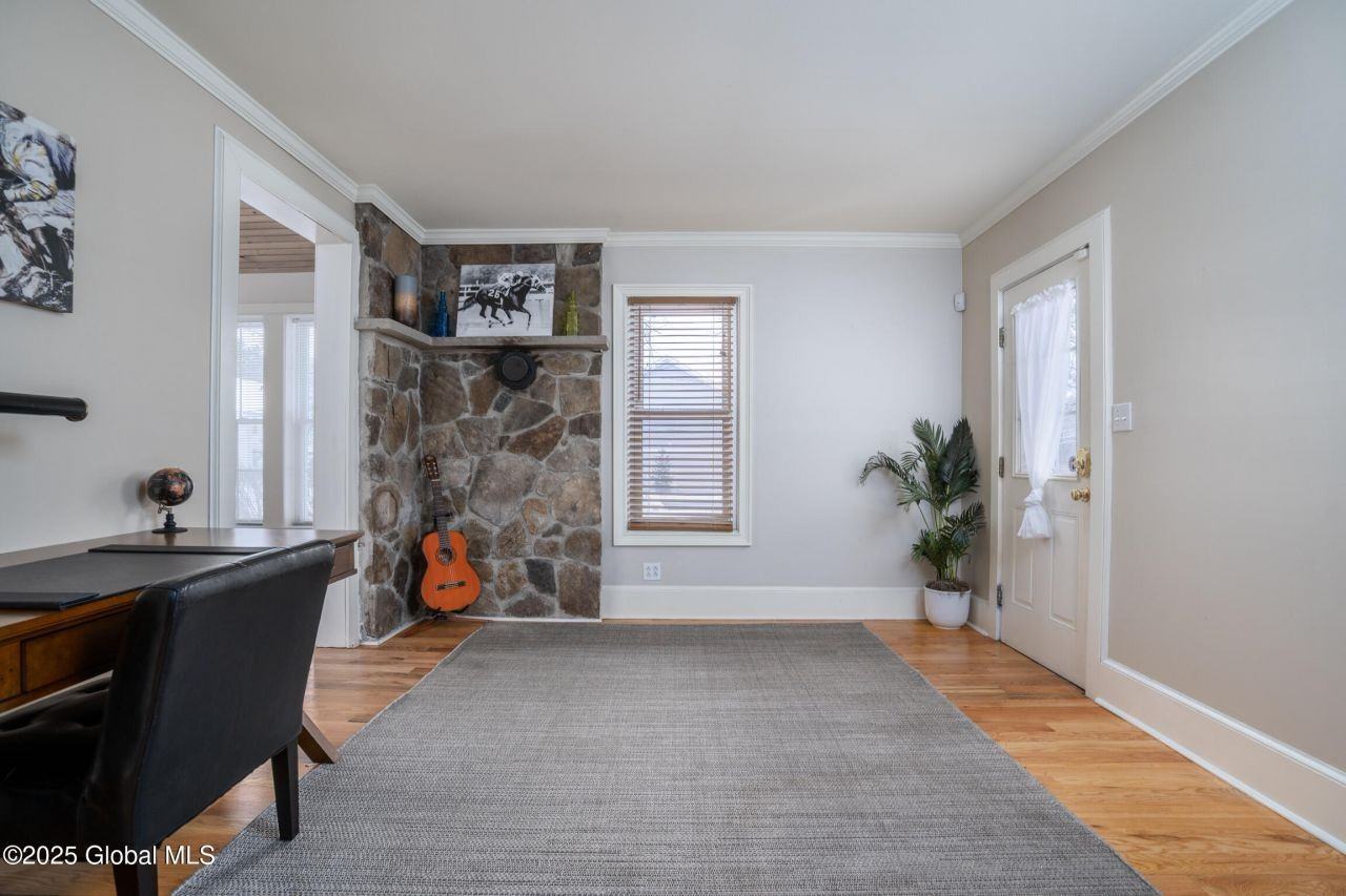 308 Ballston Ave - Photo 5 of 42