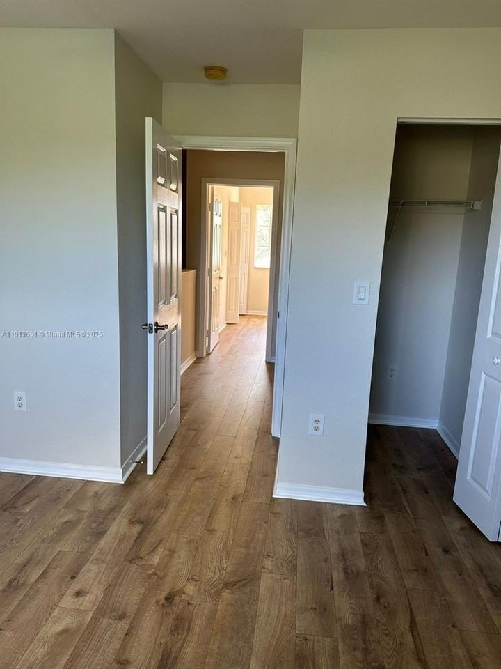 9113 Chambers St - Photo 6 of 13