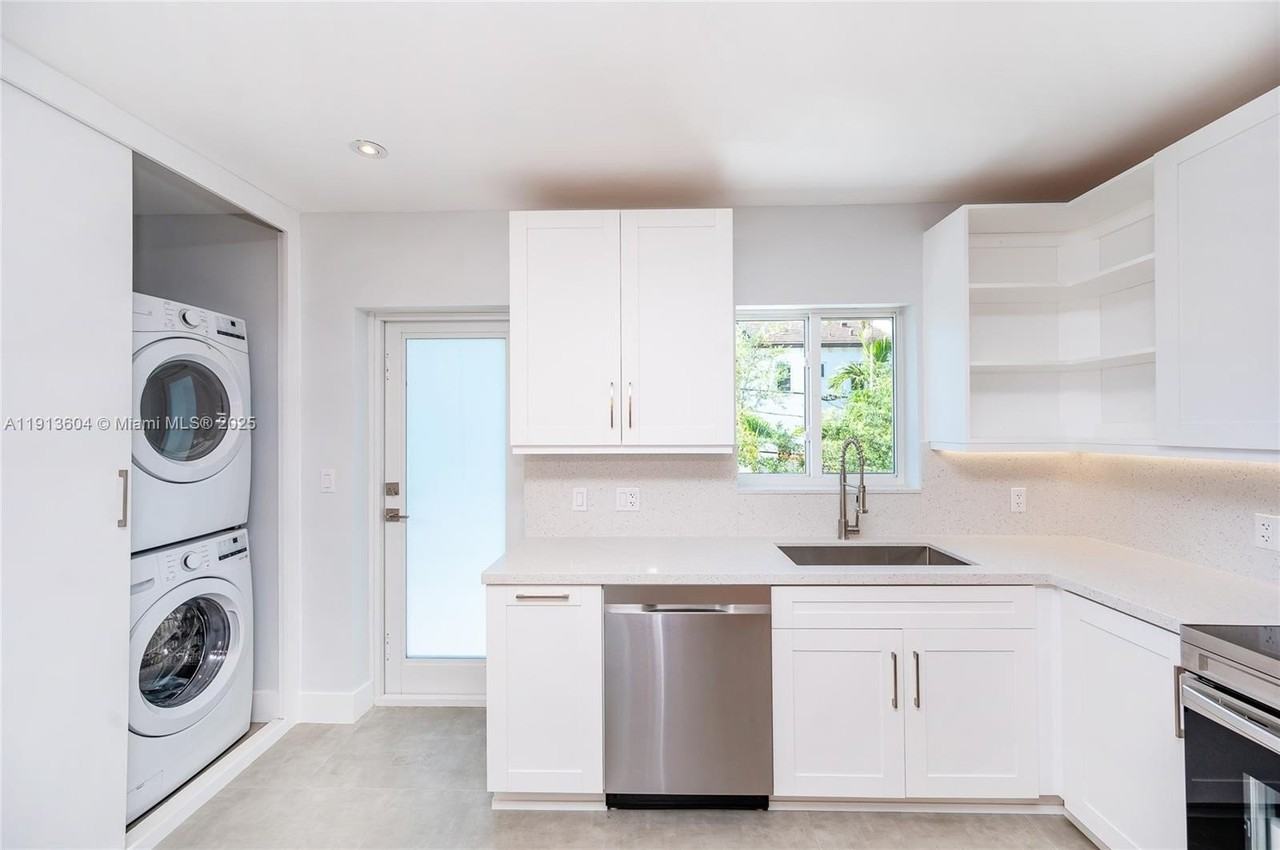 636 Malaga Avenue #2 - Photo 6 of 18