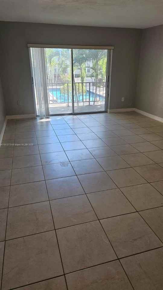 6890 N Kendall Dr #B203 - Photo 6 of 12