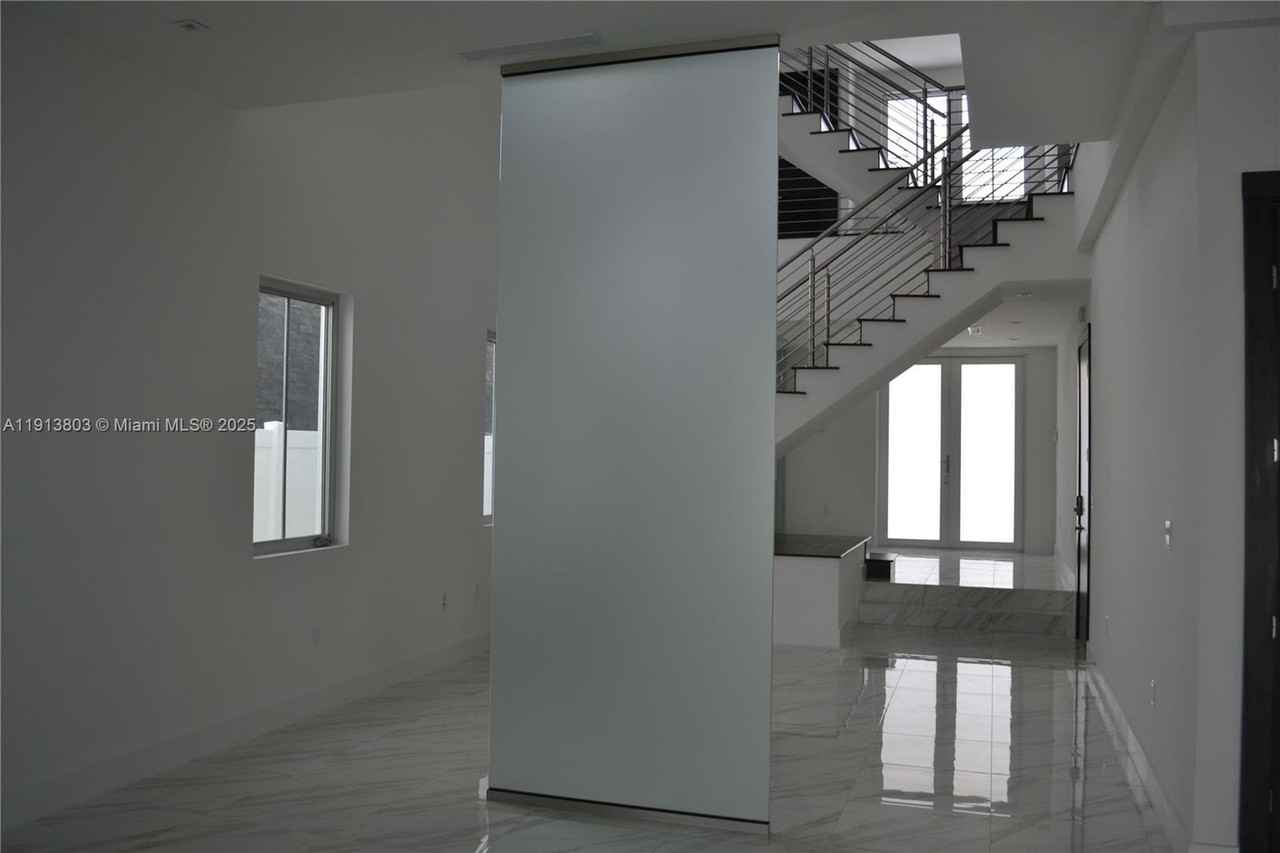 3350 Nw 83rd Ct - Photo 6 of 15