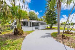 1041 Nw 199th St - Photo 1 of 1