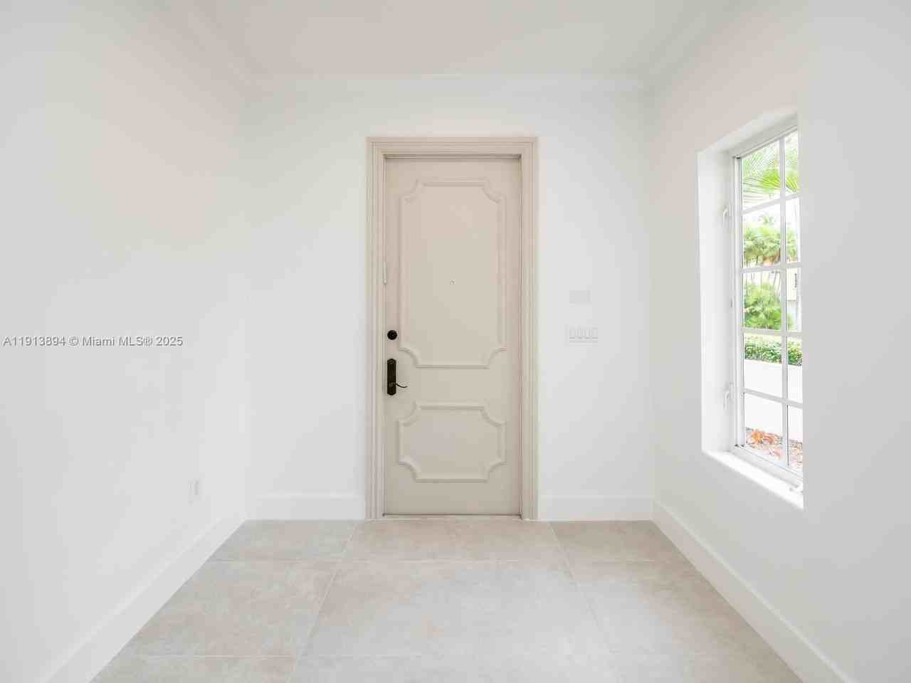 20729 Ne 32nd Ave - Photo 6 of 50