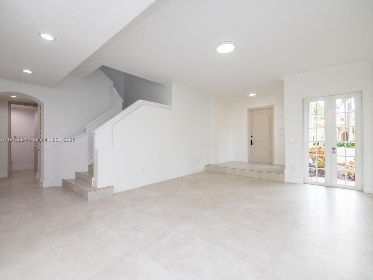 20729 Ne 32nd Ave - Photo 7 of 50