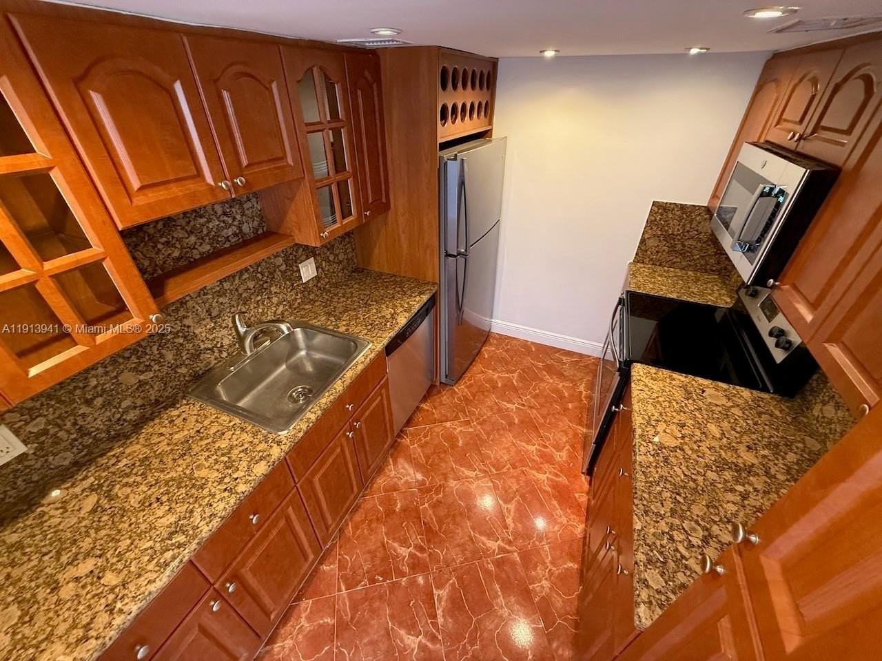 900 Bay Dr #419 - Photo 5 of 50