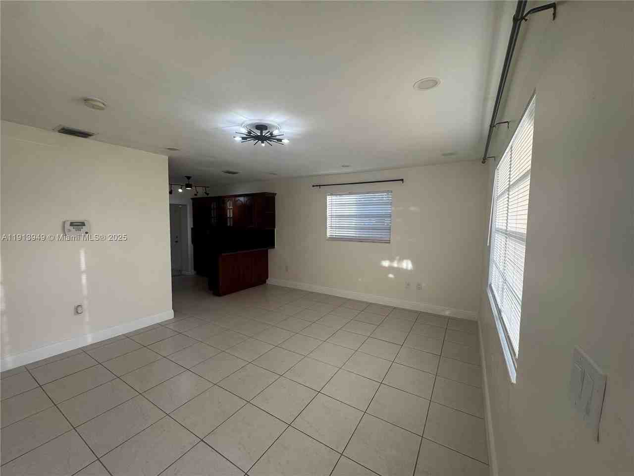 29523 Sw 144th Ct - Photo 4 of 50