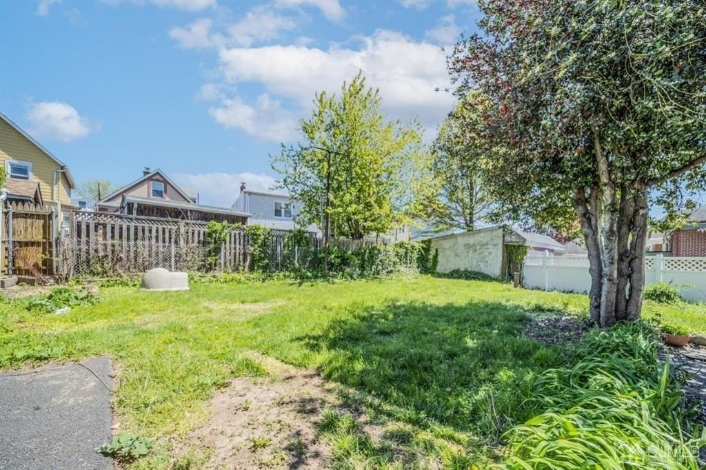 228 Washington Ave #2 - Photo 2 of 19