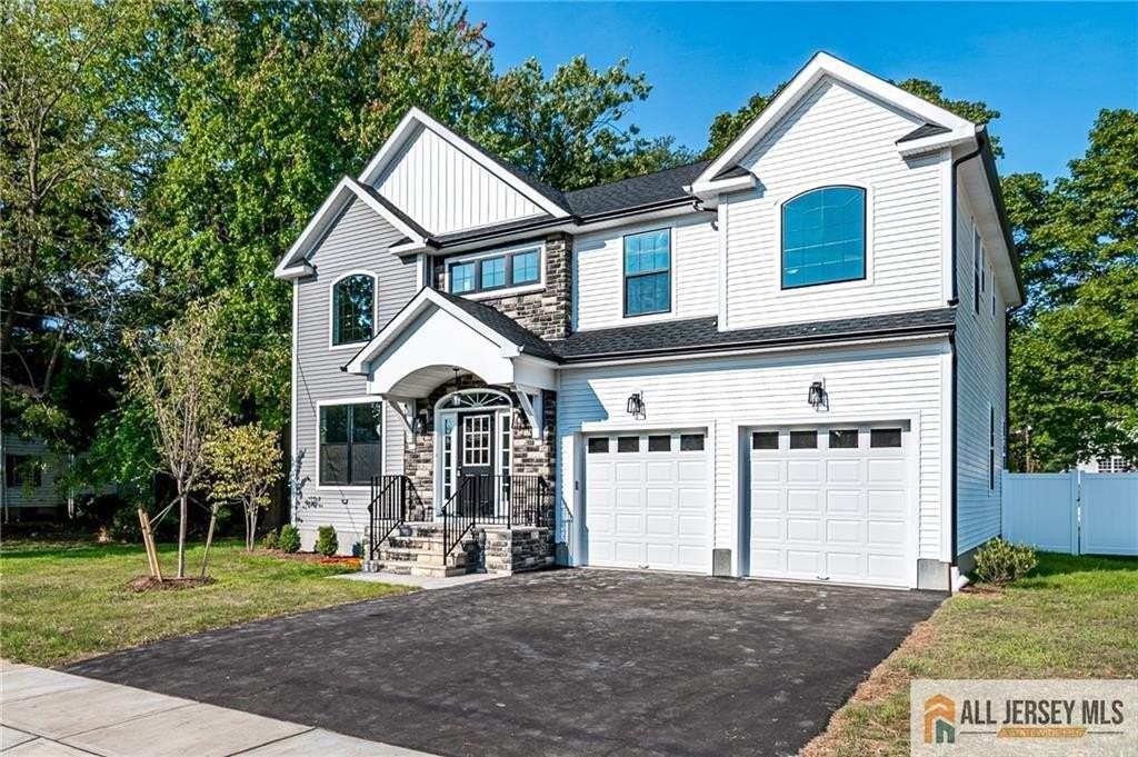 10 Hector Ave - Photo 2 of 47