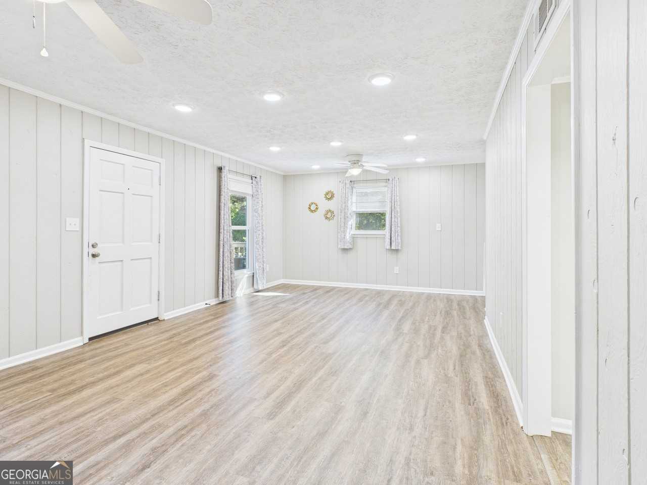 1030 Elder Heights Dr - Photo 2 of 13