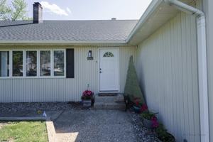 featured image of 5143 Venice Ave