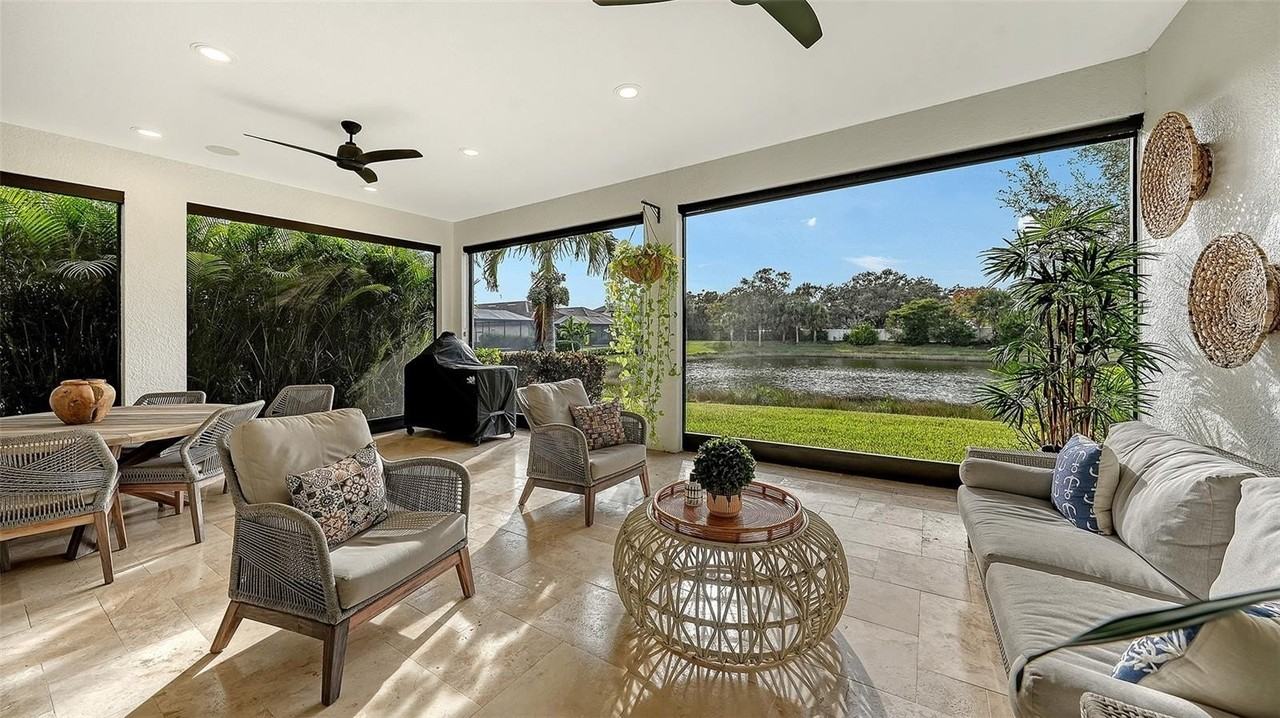 8137 Gabanna Dr - Photo 2 of 50