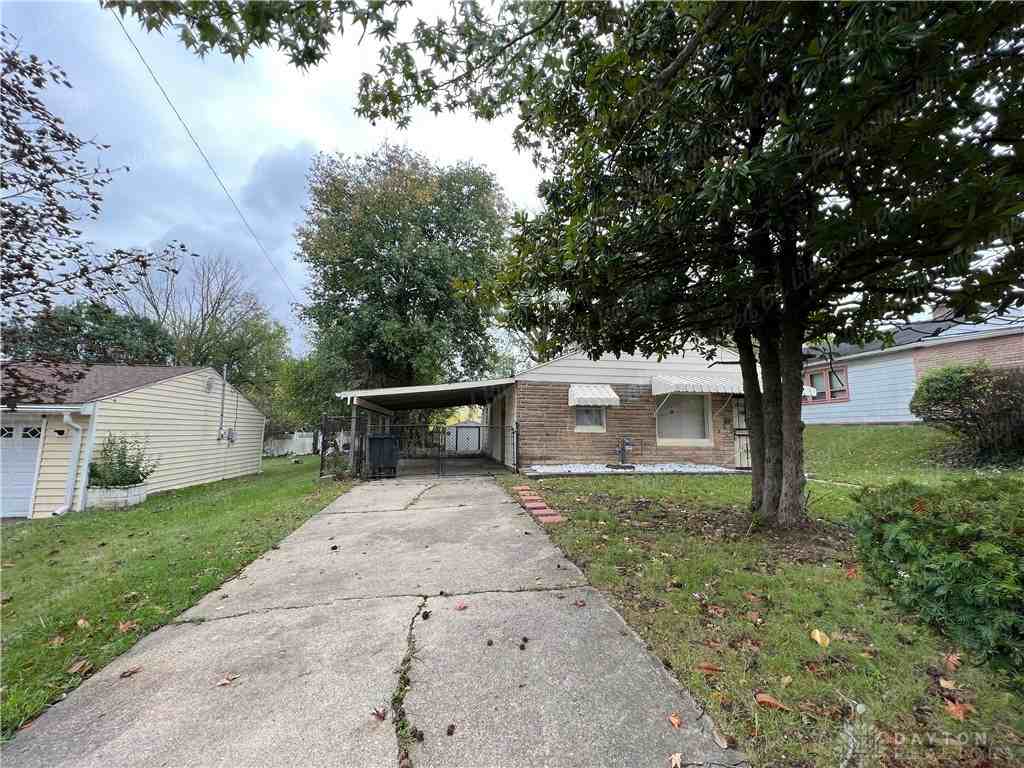 2900 Sage Avenue - Photo 2 of 16