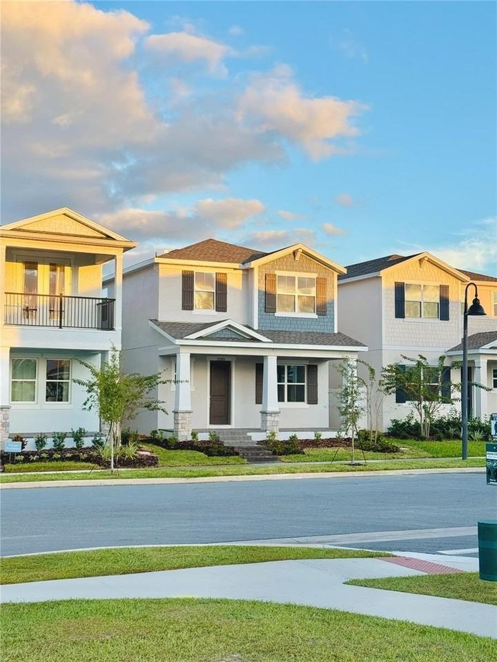 12585 Clear Sapphire Dr - Photo 2 of 50