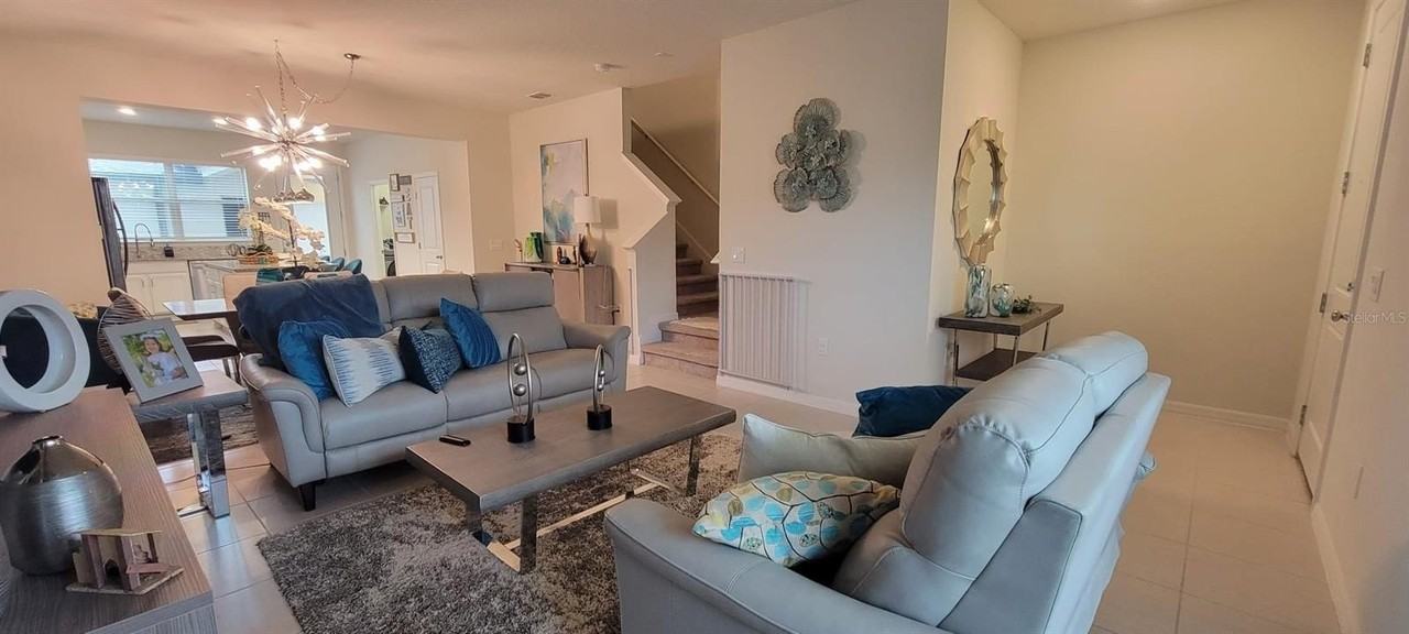 5028 Caspian St - Photo 5 of 22