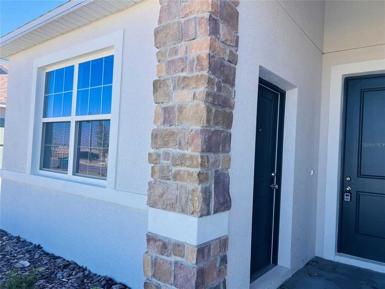 4317 Riverbend Rd - Photo 3 of 20