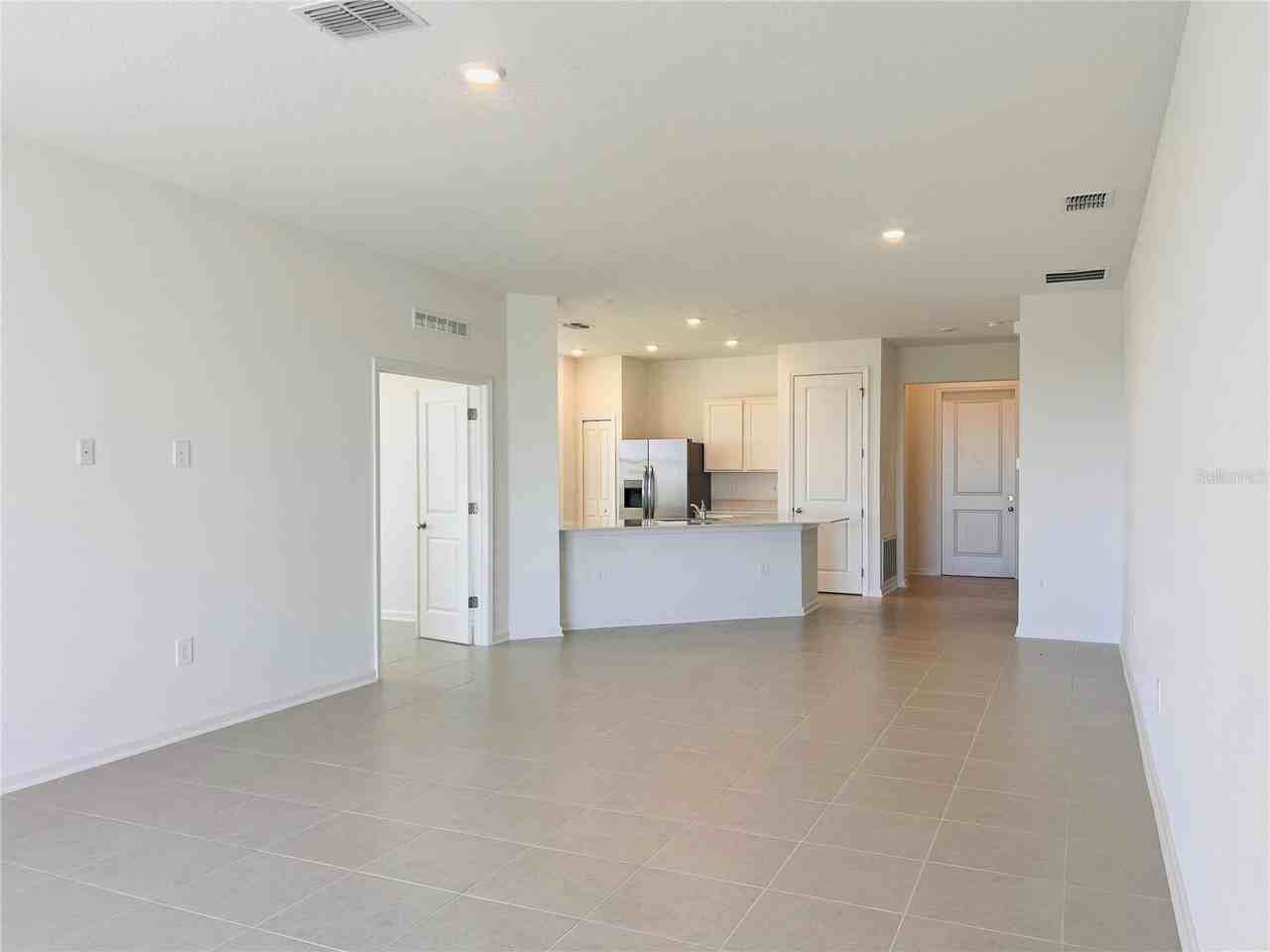 4317 Riverbend Rd - Photo 5 of 20