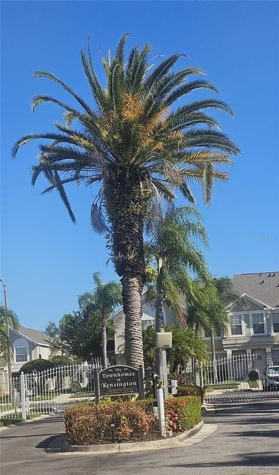 412 Kensington Lake Cir - Photo 3 of 23