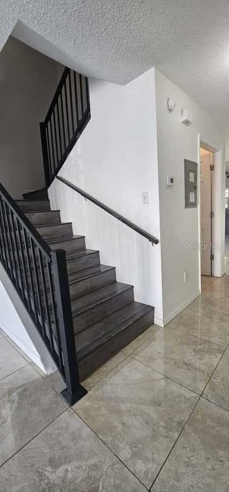 412 Kensington Lake Cir - Photo 5 of 23