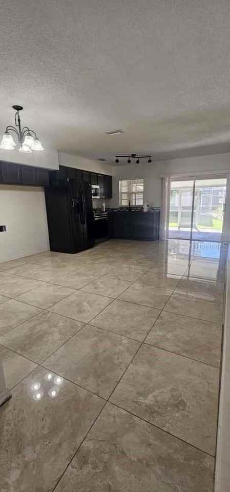 412 Kensington Lake Cir - Photo 7 of 23