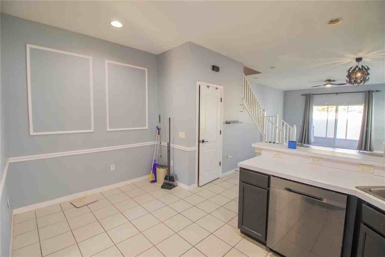 12930 Kings Crossing Dr - Photo 7 of 21