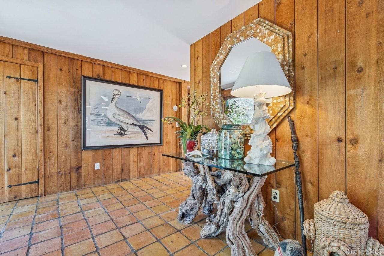 4 Marion Ln - Photo 4 of 41