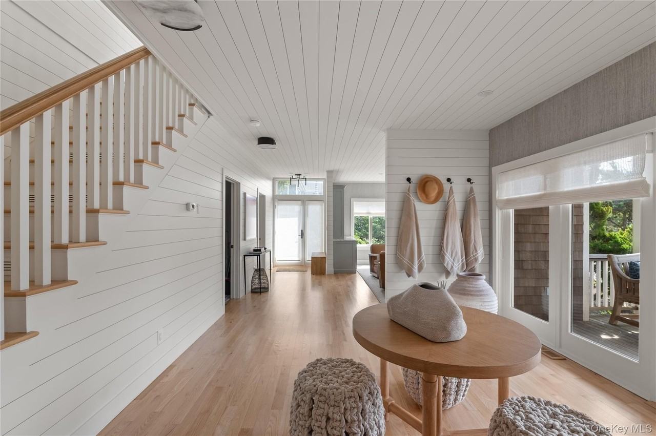 1005 Surfview Walk - Photo 6 of 43