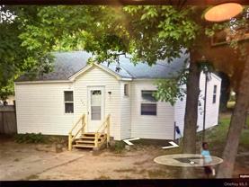 175 Lynbrook Dr - Photo 1 of 1