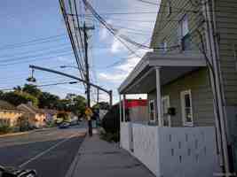 featured image of 90 W Railroad Ave ## 92